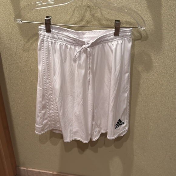 Adidas White Athletic Shorts Lightweight Mesh womans size Medium - Picture 3 of 10